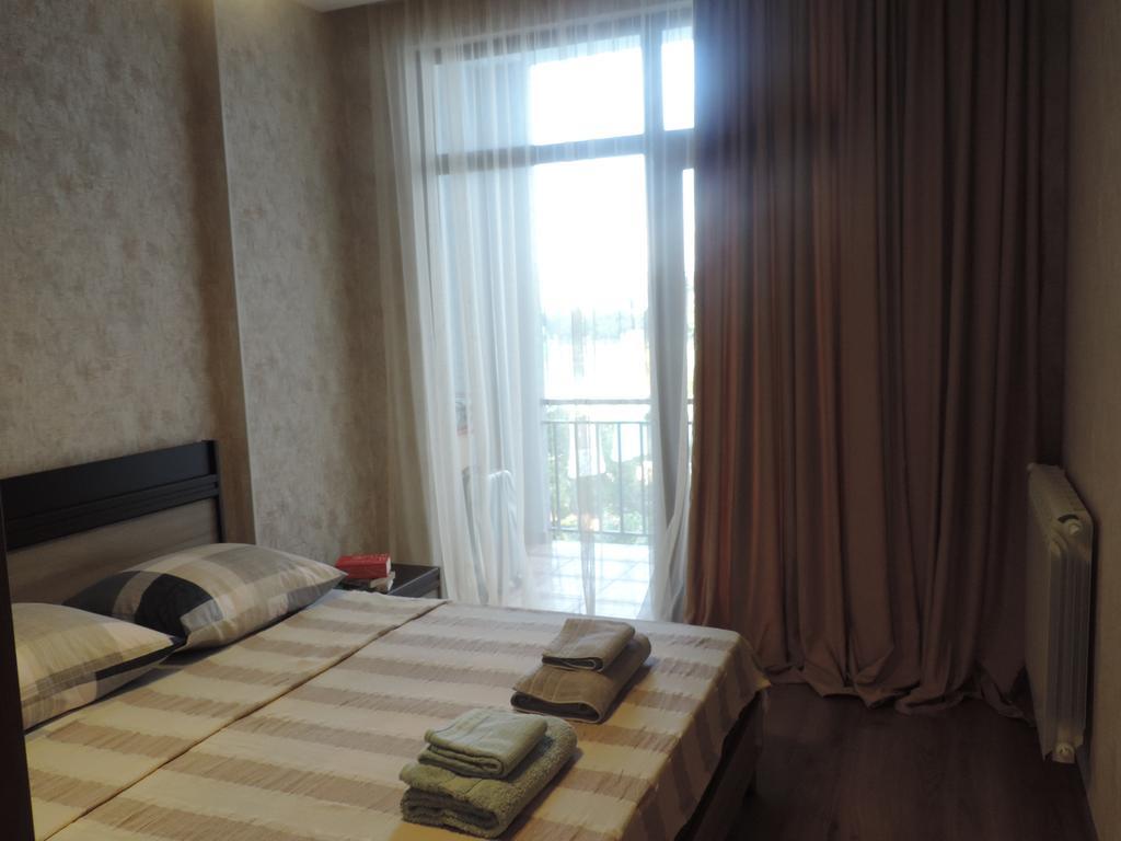 Tamara Apartment Takaishvili 3 Батуми Экстерьер фото
