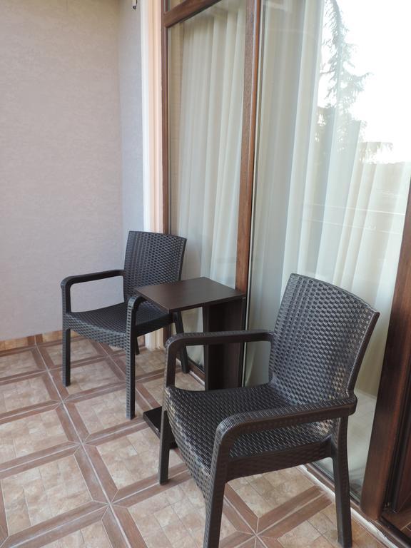 Tamara Apartment Takaishvili 3 Батуми Экстерьер фото